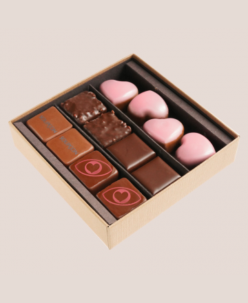 Boite de 12 chocolats coeur fête des mères