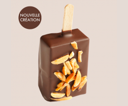 Exquis Momo Vanille amande glace 2025