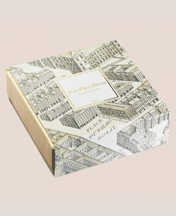 Fourreau boite carré or truffes
