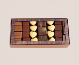 Boite de chocolats cœur fête des mères