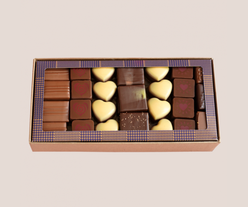 Boite de chocolats cœur fête des mères
