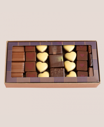 Boite de chocolats cœur fête des mères