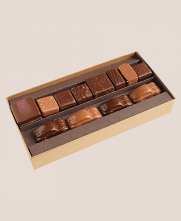Boite de chocolats Fête de Pères. Voiture chocolat