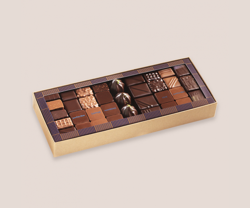 Box of assorted chocolates 320g