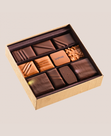 Box of 13 assorted chocolates 110g
