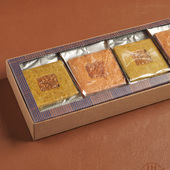Sablés haute couture réalisés artisanalement dans notre atelier parisien. 

- Carrés sablés cœur nougatine : pistache, noisette, miel amandes, noix de coco, matcha, café ou luzerne pois chiches.

- Sablés ronds : pistache, chocolat ou café 

- Barres croquantes composées de sablé, de nougatine et de chocolat : noix, noisettes, coco, chocolat

- Sablés fins : pistaches, graines de courge, noisettes, graines de lin, coco et grué de cacao 

🇬🇧 Haute couture biscuits, handcrafted in our Parisian workshop.

- Nougatine-heart square biscuits: pistachio, hazelnut, honey almond, coconut, matcha, coffee, or alfalfa chickpea

- Round biscuits: pistachio, chocolate, or coffee

- Crunchy bars made with shortbread, nougatine, and chocolate: walnut, hazelnut, coconut, chocolate

- Thin biscuits: pistachio, pumpkin seeds, hazelnut, flax seeds, coconut, and cocoa nibs

Nouveauté sablés fins : un plaisir sain et merveilleusement gourmand !

✨ Sablés chocolats au grué de cacao ou noisettes concassées
✨ Sablés viennois aux graines de lin ou pistaches concassées
✨ Sablés vanille à la noix de coco rappée ou à la graine de courge

🚲 Livraison possible en 1h ou programmée à l'heure de votre choix à Paris et proche banlieue.

🇬🇧 New Release: Fine Shortbreads – A Healthy and Wonderfully Indulgent Treat!

✨ Chocolate shortbread with cocoa nibs or crushed hazelnuts
✨ Viennese shortbread with flaxseeds or crushed pistachios
✨ Vanilla shortbread with shredded coconut or pumpkin seeds

🚲 Delivery available within 1 hour or scheduled at your convenience in Paris and the inner suburbs.

#JeanPaulHevin #Biscuit #Sablé #MeilleurOuvrierdeFrance #relaisdesserts